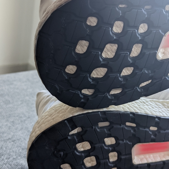 Adidas Ultraboost triple white men's size 13 - Picture 7 of 9